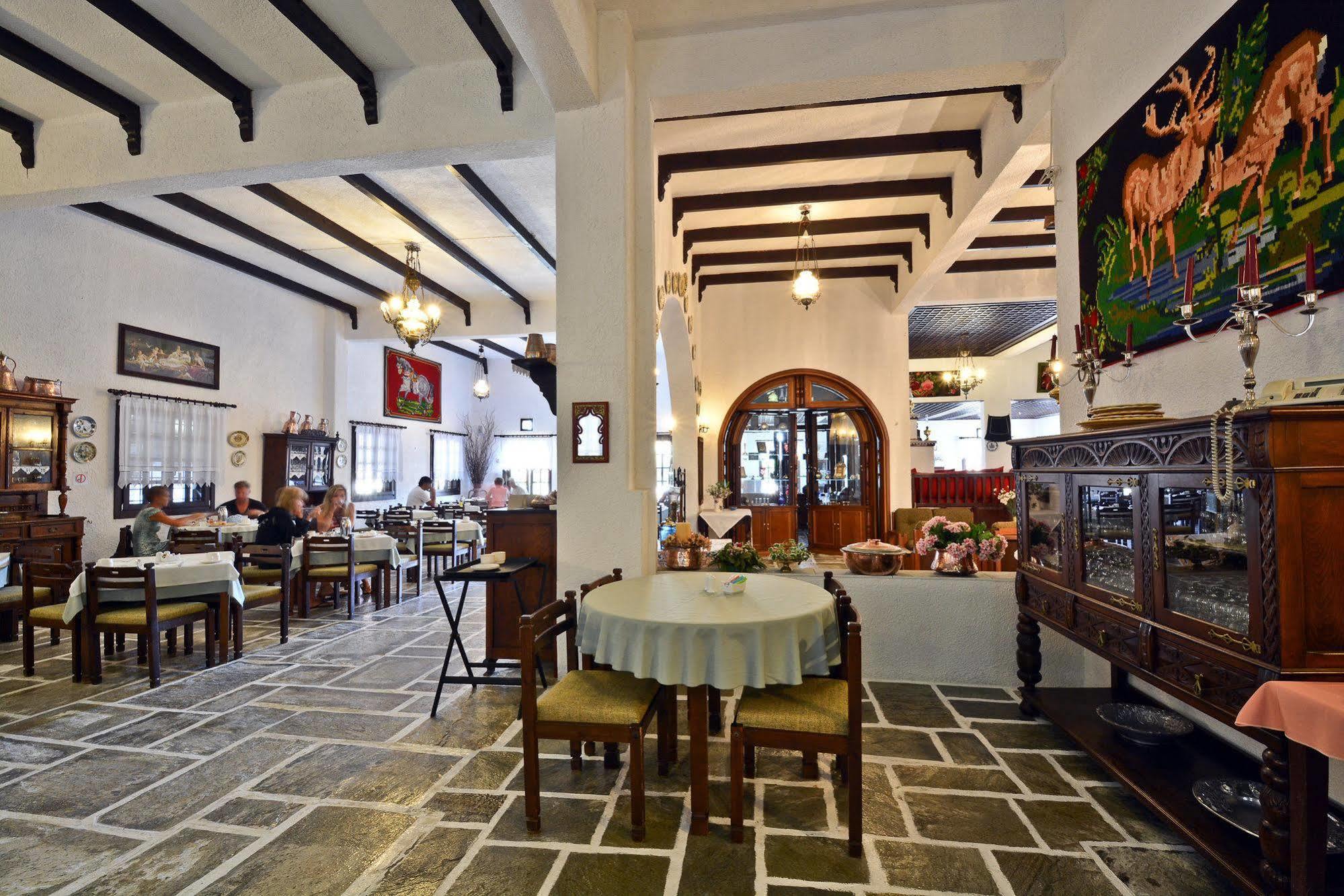 Hotel Prince Stafilos Скопелос Экстерьер фото
